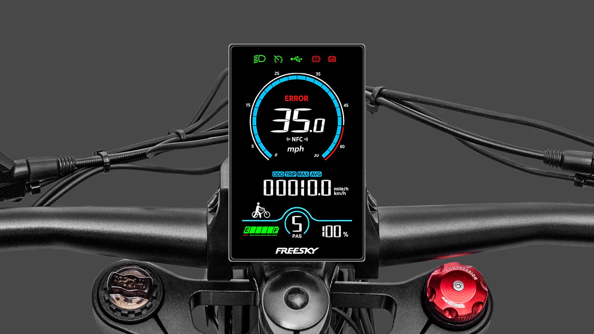 Alaska Pro M-520 Dual Battery by FREESKY CYCLE