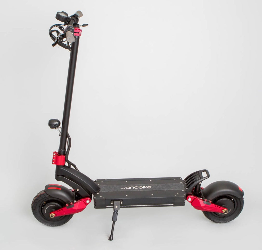 X10 SPORT SCOOTER - 270 KM DEMO CLEARANCE - IN STORE PICK-UP ONLY